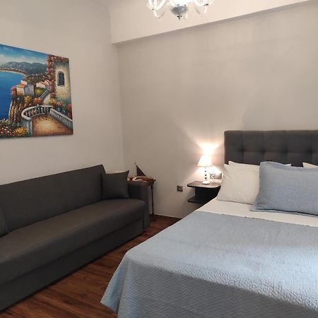 Hellenic Hospitality House Apartment Атина Екстериор снимка