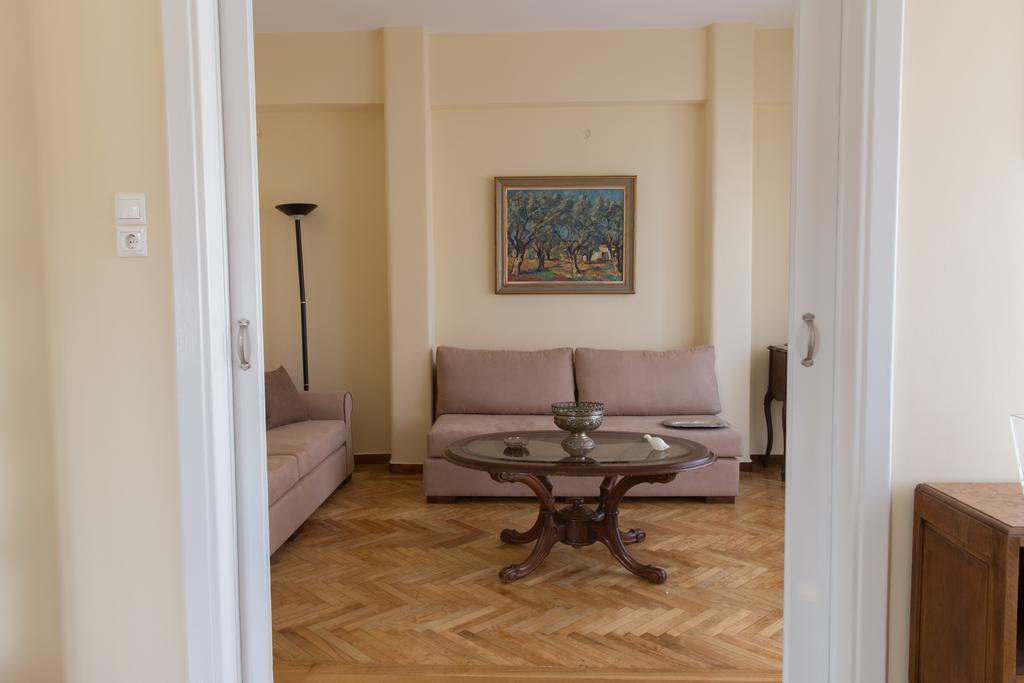 Hellenic Hospitality House Apartment Атина Екстериор снимка