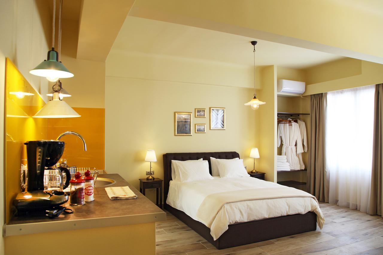 Hellenic Hospitality House Apartment Атина Екстериор снимка